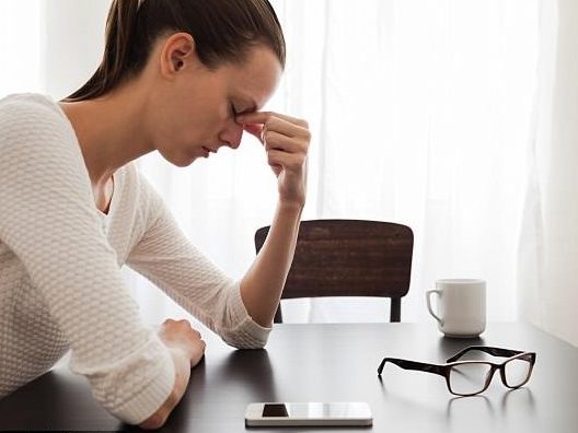 Phone stress {{brizy_dc_image_alt entityId=